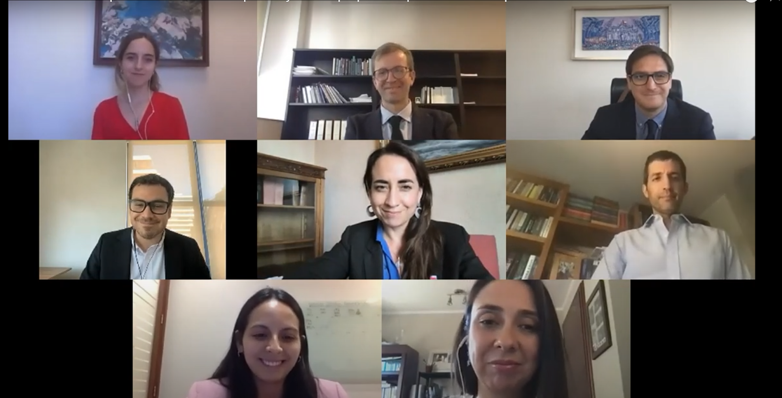 Foto participantes de reunión virtual